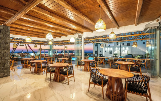 Amethyst Luxury Suites
