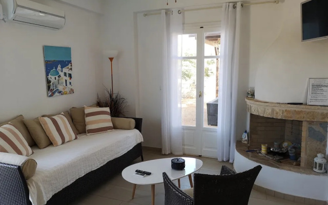 Antiparos Luxury Apartments