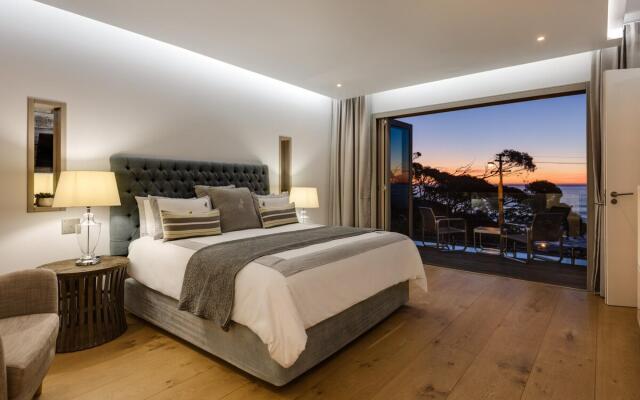 Element House - Contemporary and Upmarket Villa