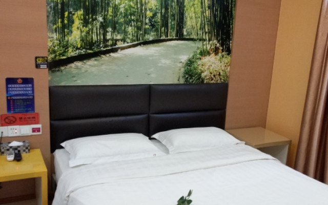 Bei Jing  heart  hotel(Sanlitun Guozhan store)