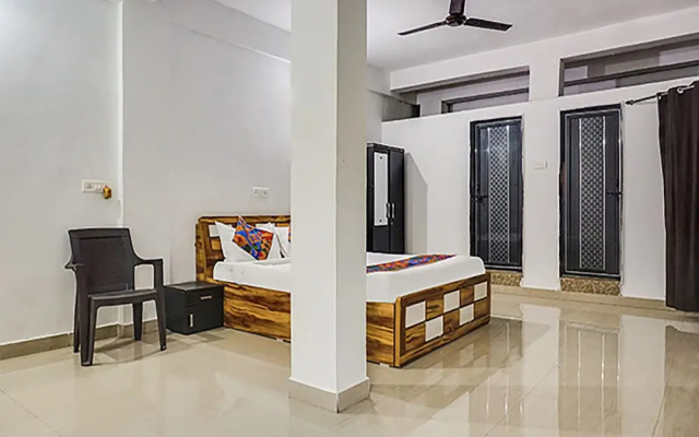 FabHotel Galaxy Airport Inn