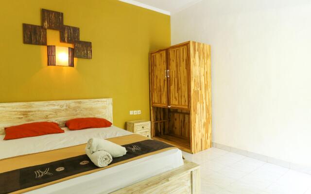 Legian Mas Beach Inn