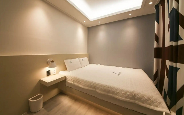 Backpackers in Yeosu - Hostel