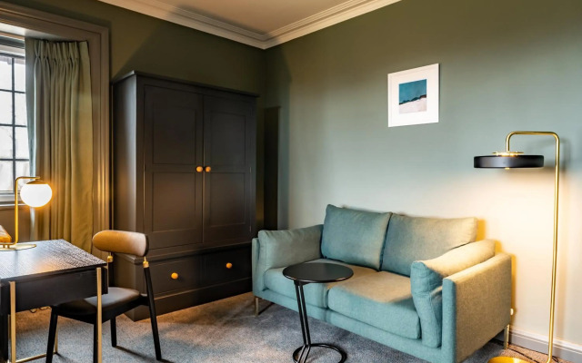 Royal Marine Hotel