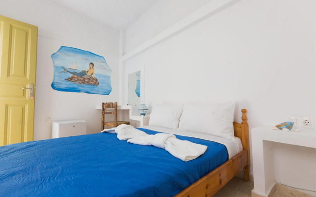 Sunny Days Hotel Fira Santorini