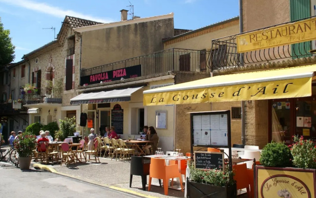 Apartment in Montbrun-les-bains Near Forest