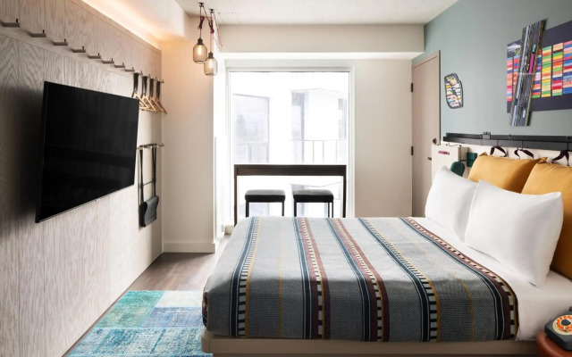 Moxy Halifax Downtown