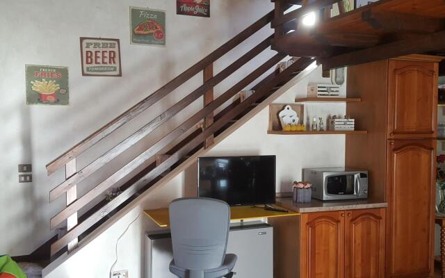 Appealing holiday home in Crone with terrace