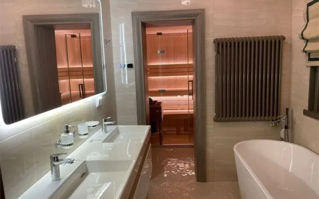 Grand Manor 5*