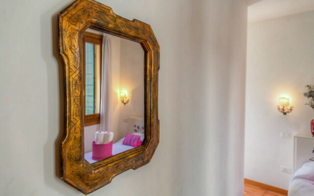 Residenza de l'Osmarin Suites