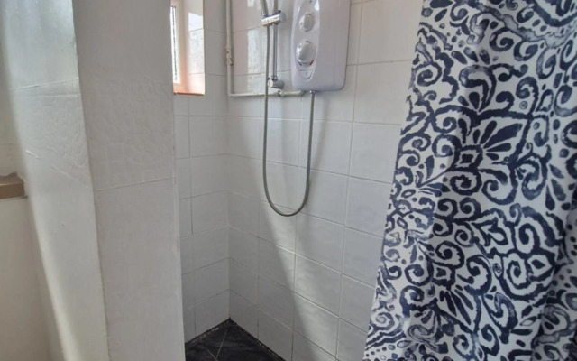 Flat 20 Studio Apartment Southlands