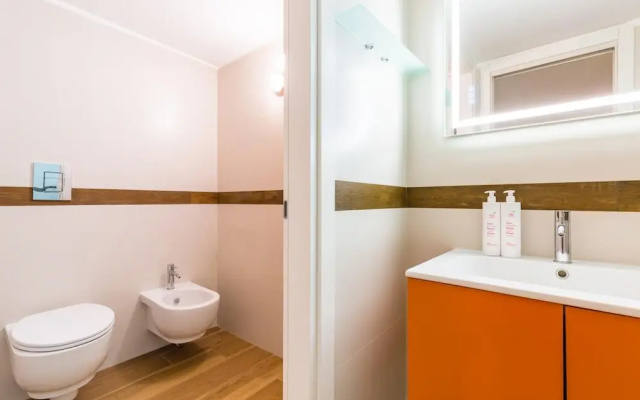Apartment in the Heart of Nightlife by Wonderful Italy