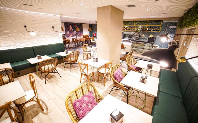 Hotel Sercotel Doña Carmela