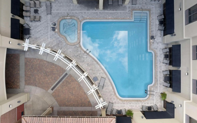 Homewood Suites by Hilton Jacksonville Downtown-Southbank