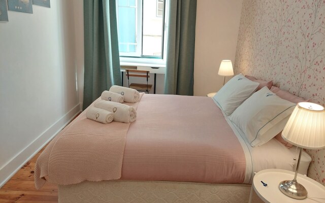 Estrela Charming Rooms 2 by HOST-POINT