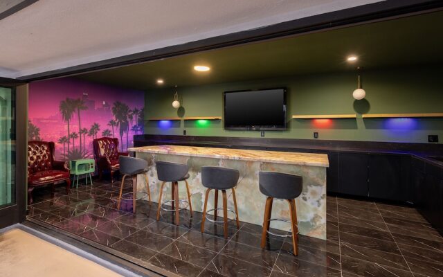 Fenix Hotel Hollywood