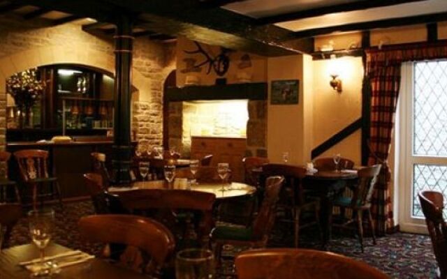 The Farmyard Inn
