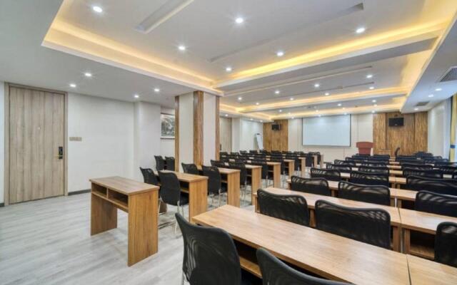 Elan Inn Hangzhou Artificial Intelligence Town