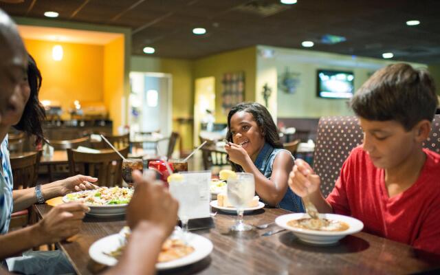 Holiday Inn Metairie New Orleans by IHG
