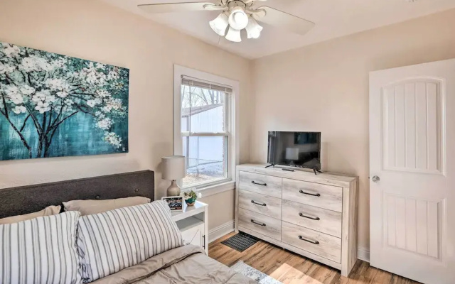Near Churchill Downs: Pet Friendly, Fenced Yard!