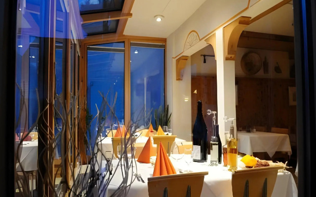 Hotel Kruezli