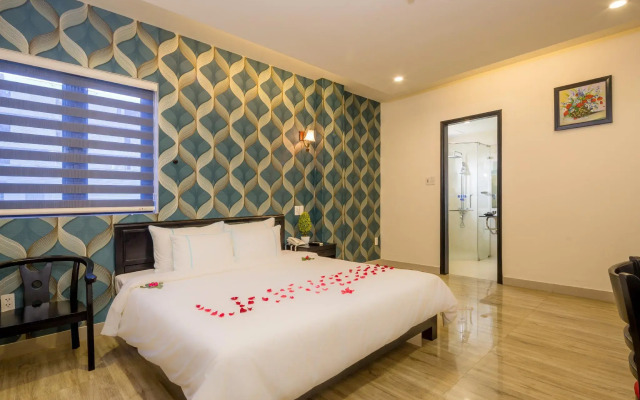 La Maison Da Nang Beach