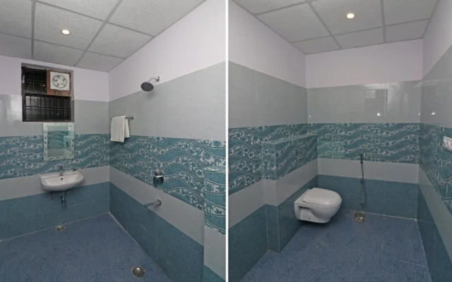 Genisis Inn By OYO Rooms