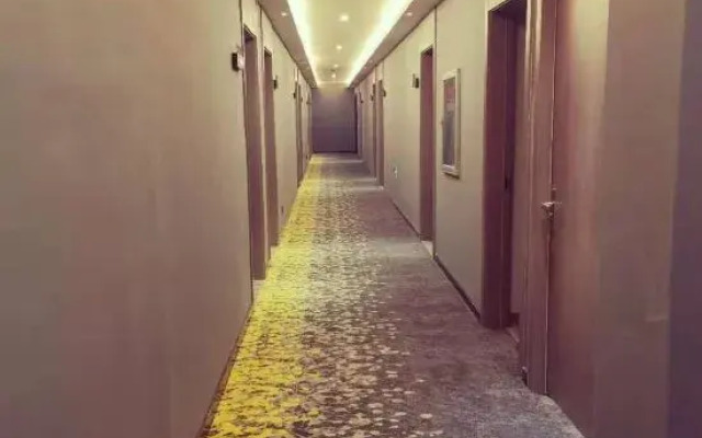 Hengdian Yuanhe Business Hotel