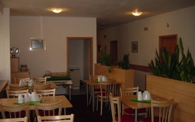 Hotel O.K. 1