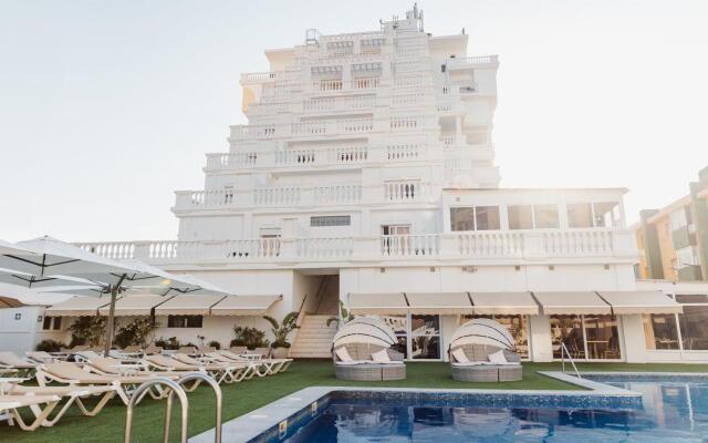 Hotel Los Delfines