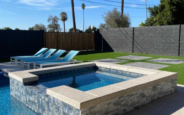 Jacuzzi and Park Bliss by HomeSlice stays