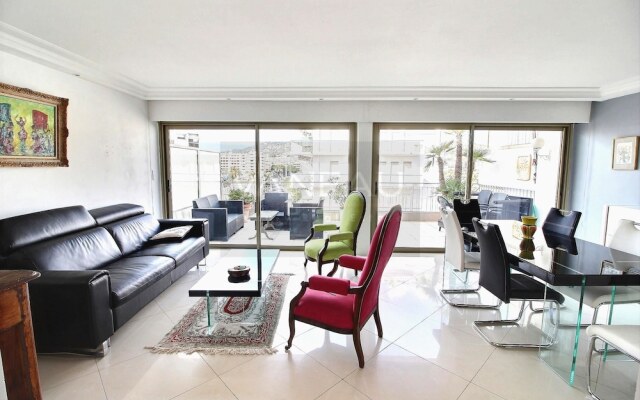 Vaneau agréable 3P sur la croisette, spacieuse terrasse