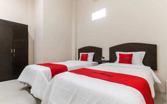 RedDoorz near Grand Palladium