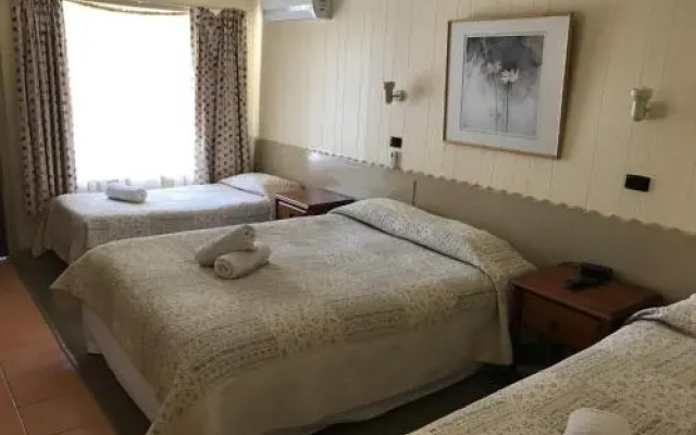 Ballarat Accommodation - Ballarat Budget Motel @ Woodmans Hill