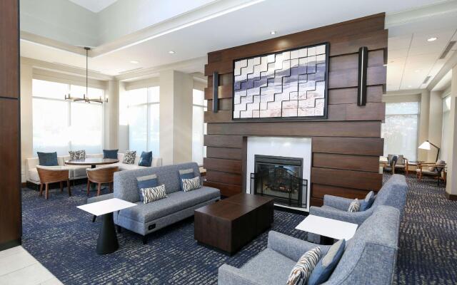 Hilton Garden Inn Melville