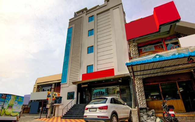 OYO 12768 Ramachandra Residency