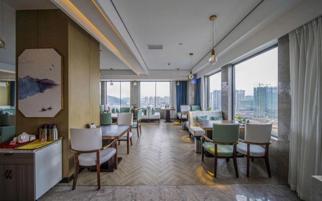 Lanhai Longyue Hotel