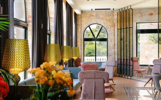 Dolce Athens A tica Riviera Hotel
