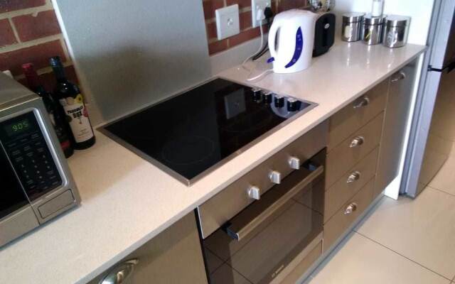 Art Deco Budget Accommodation Rosebank - Hostel