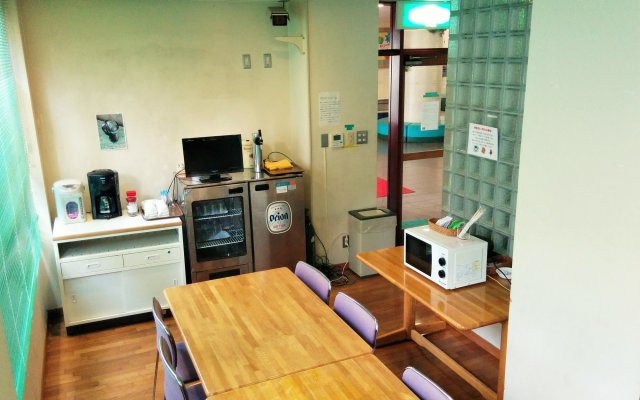 Okinawa International Youth Hostel