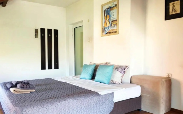 Corner house apartment