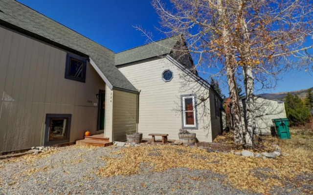 334 Willow Lake Ct. 4br W/loft 3ba 4 Bedroom Townhouse