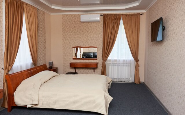 Hotel DmitrovGrad