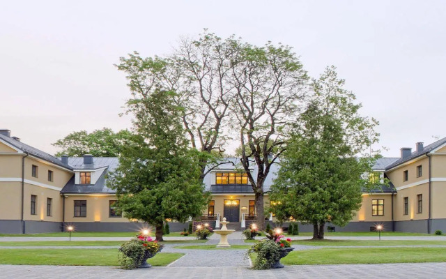 Skrunda Manor Hotel
