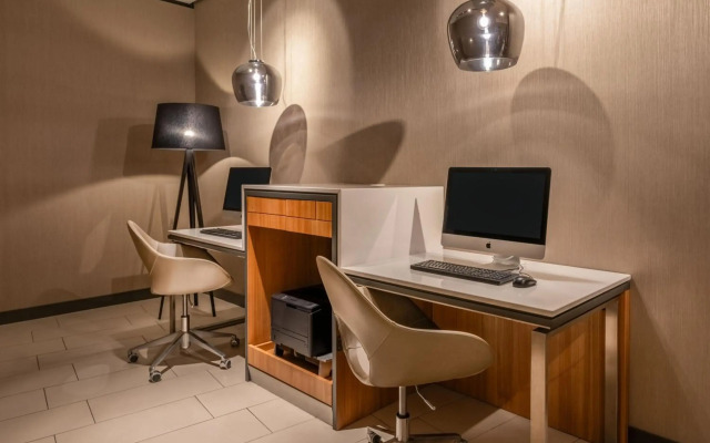 Courtyard by Marriott Cologne