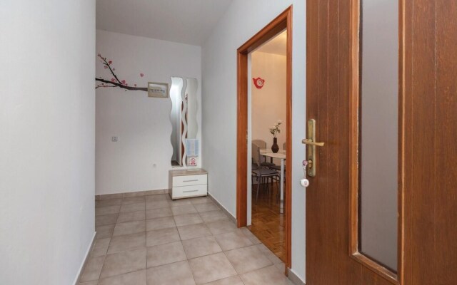 Awesome Home in Zadar With Wifi and 2 Bedrooms