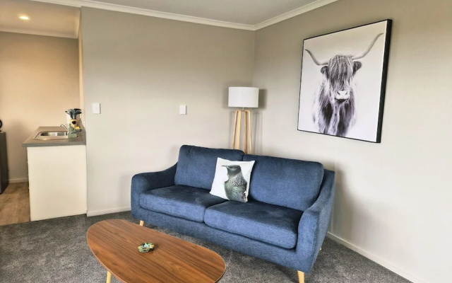 Centrally located Hilltop Apartment – Guest Rooms – Kaikoura