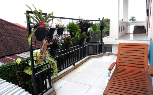 Villa kantor 4 bedroom and 2 Meeting Room