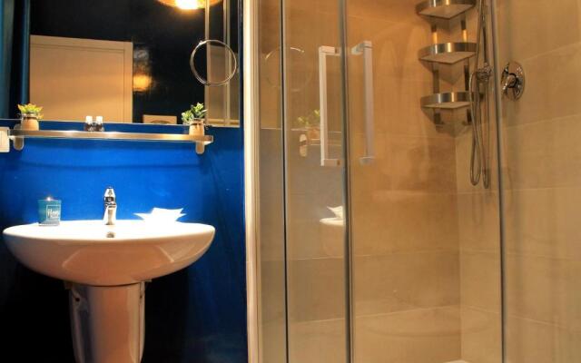 Bracco Rooms and Suites