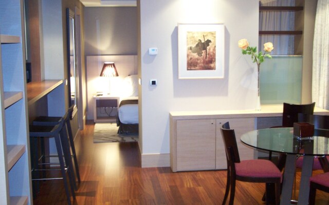 Washington Parquesol Suites & Hotel
